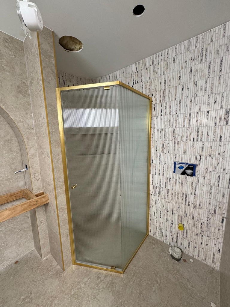 Fluted & Reeded Glass installation 3