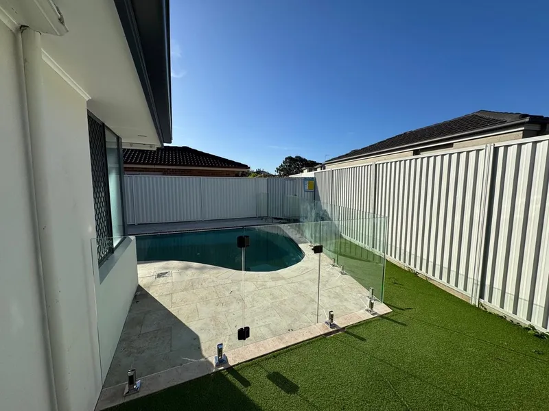 Glass Pool Fencing installation 2