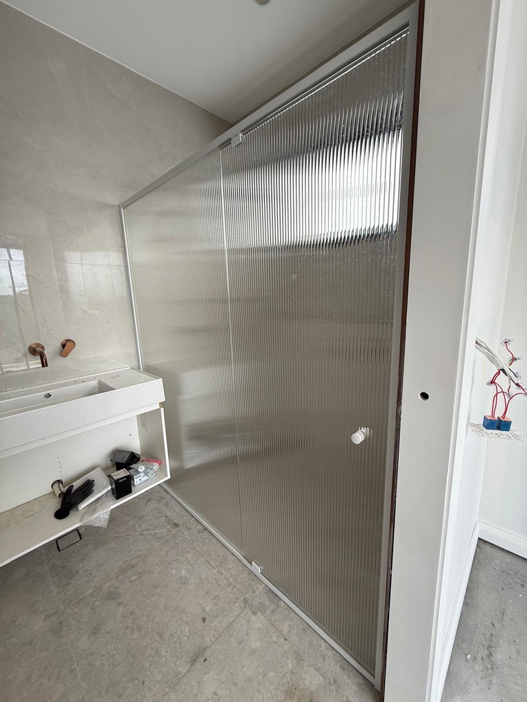 Fluted & Reeded Glass installation 4
